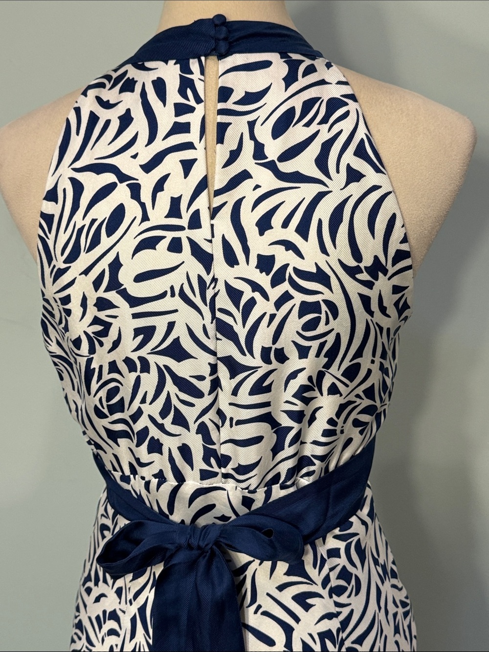 Ann Taylor Silk Navy and White Patterned Halter Midi Dress - Picture 5 of 11